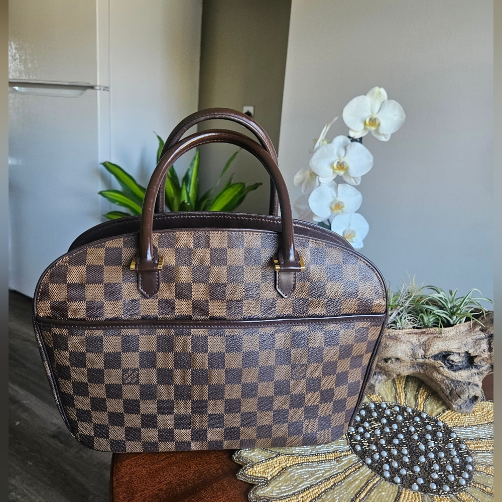 Authentic Louis Vuitton Damier ebene Sarria Bag